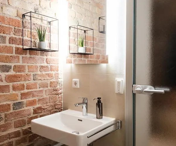 Luxurious Urban Living - Premium Downtown Next To Hbf *