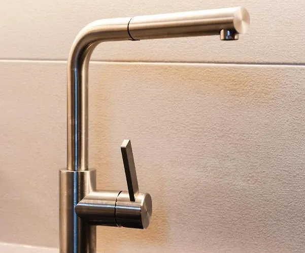 Luxurious Urban Living - Premium Downtown Next To Hbf *