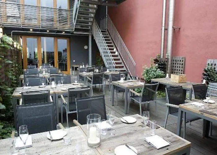 Luxurious Urban Living - Premium Downtown Next To Hbf Appartement *