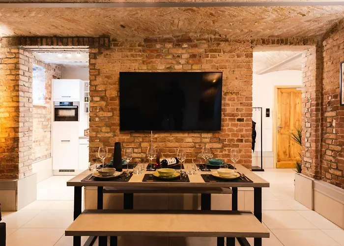 Luxurious Urban Living - Premium Downtown Next To Hbf *