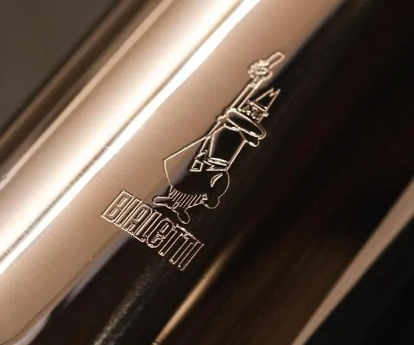 Luxurious Urban Living - Premium Downtown Next To Hbf *