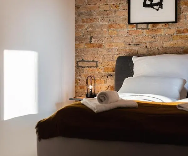 Luxurious Urban Living - Premium Downtown Next To Hbf *