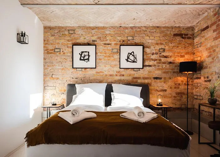 아파트 Luxurious Urban Living - Premium Downtown Next To Hbf